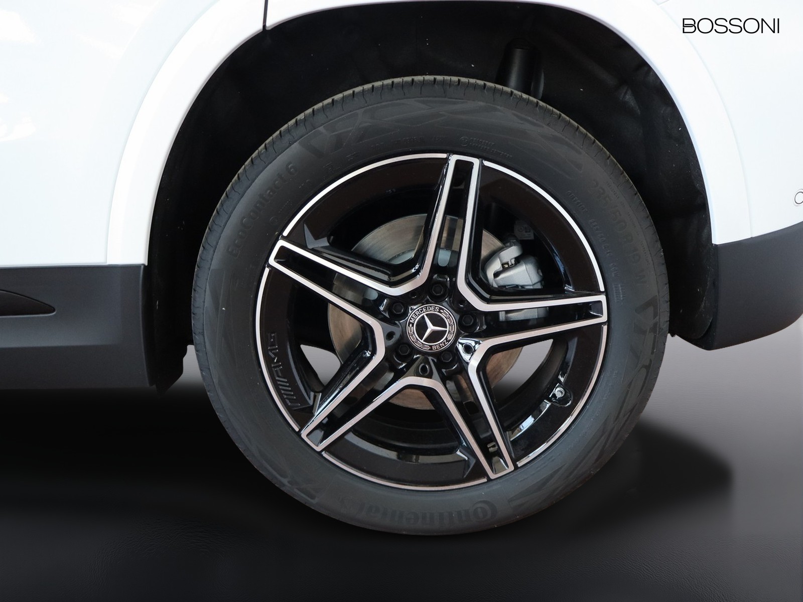4 - Mercedes GLA 250 e plug-in-hybrid amg line extra 8g-dct