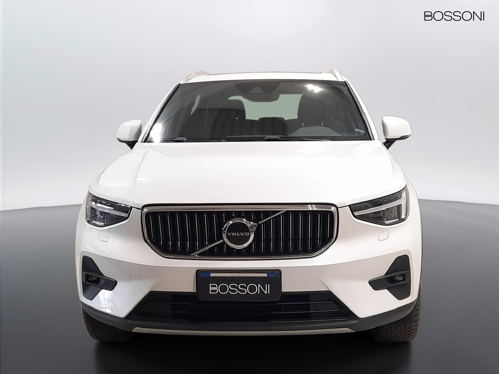 9 - Volvo XC40 1.5 t5 recharge plug-in-hybrid ultimate bright automatico