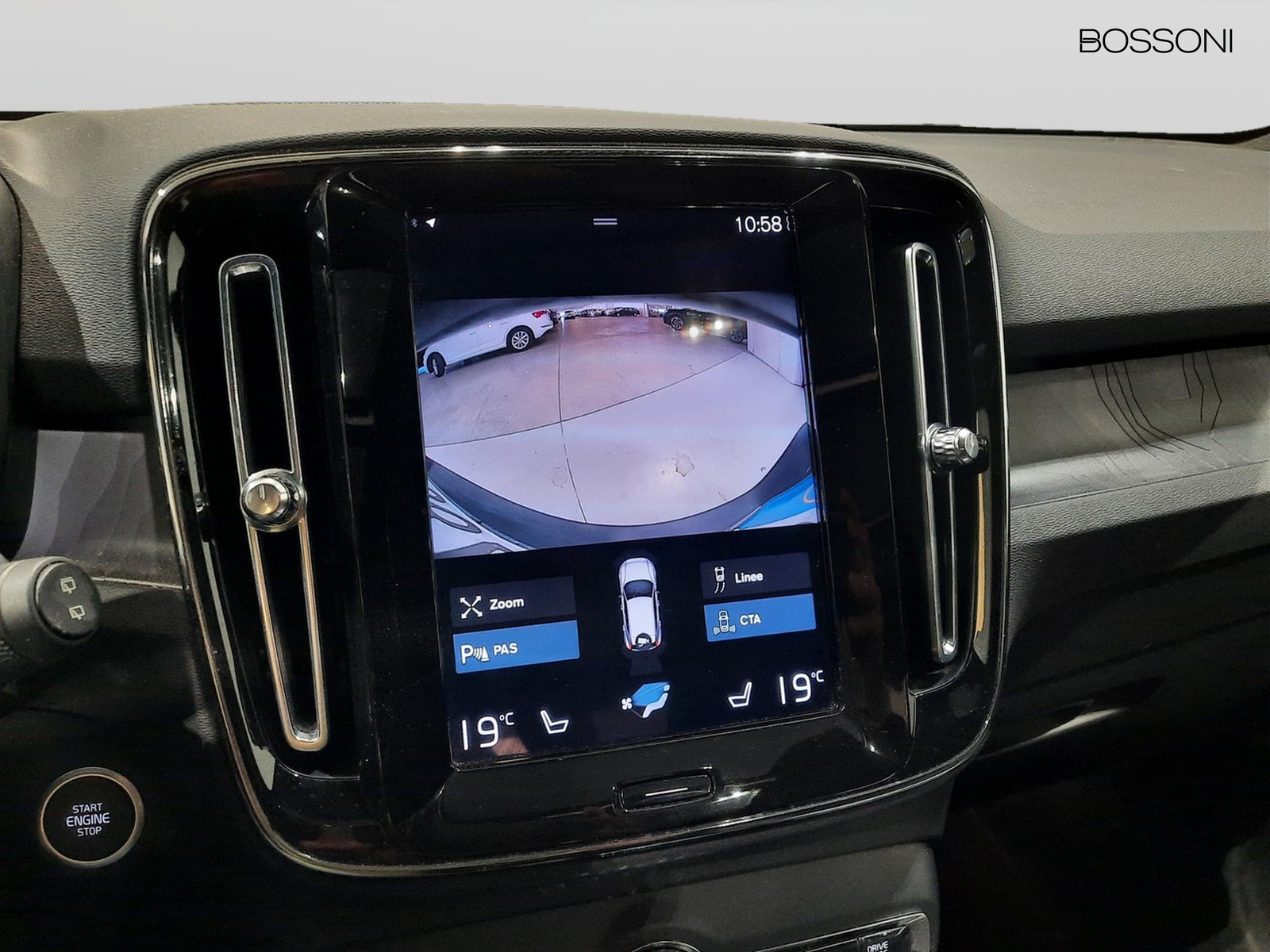 17 - Volvo XC40 1.5 t5 recharge plug-in-hybrid ultimate bright automatico