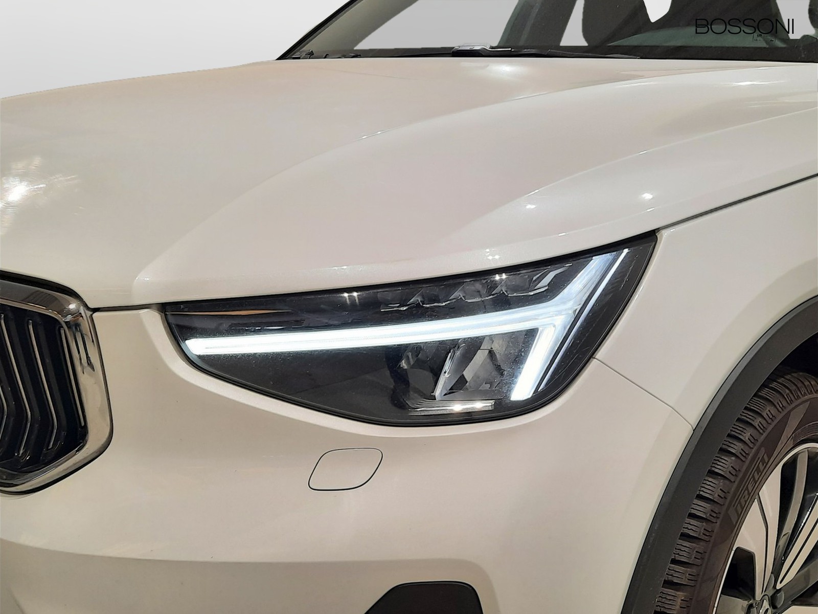 27 - Volvo XC40 1.5 t5 recharge plug-in-hybrid ultimate bright automatico