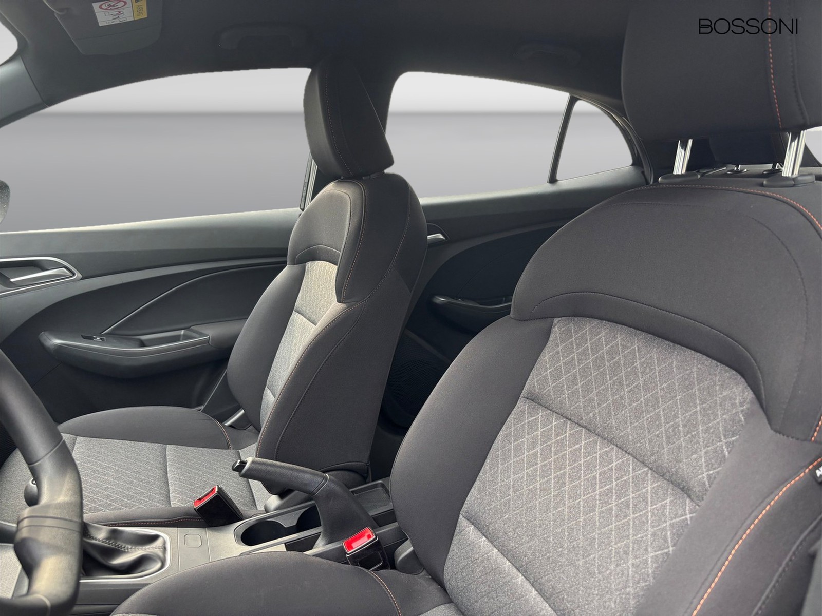 8 - Mg MG3 1.5 comfort