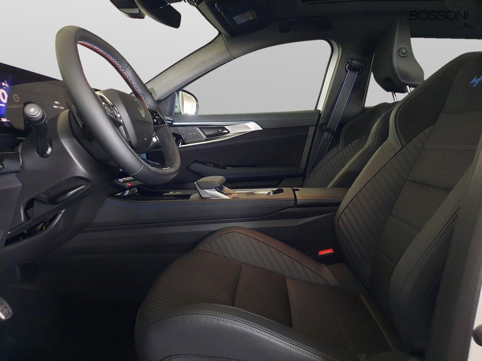 8 - Renault Austral 1.2 full hybrid e-tech 200cv esprit alpine auto