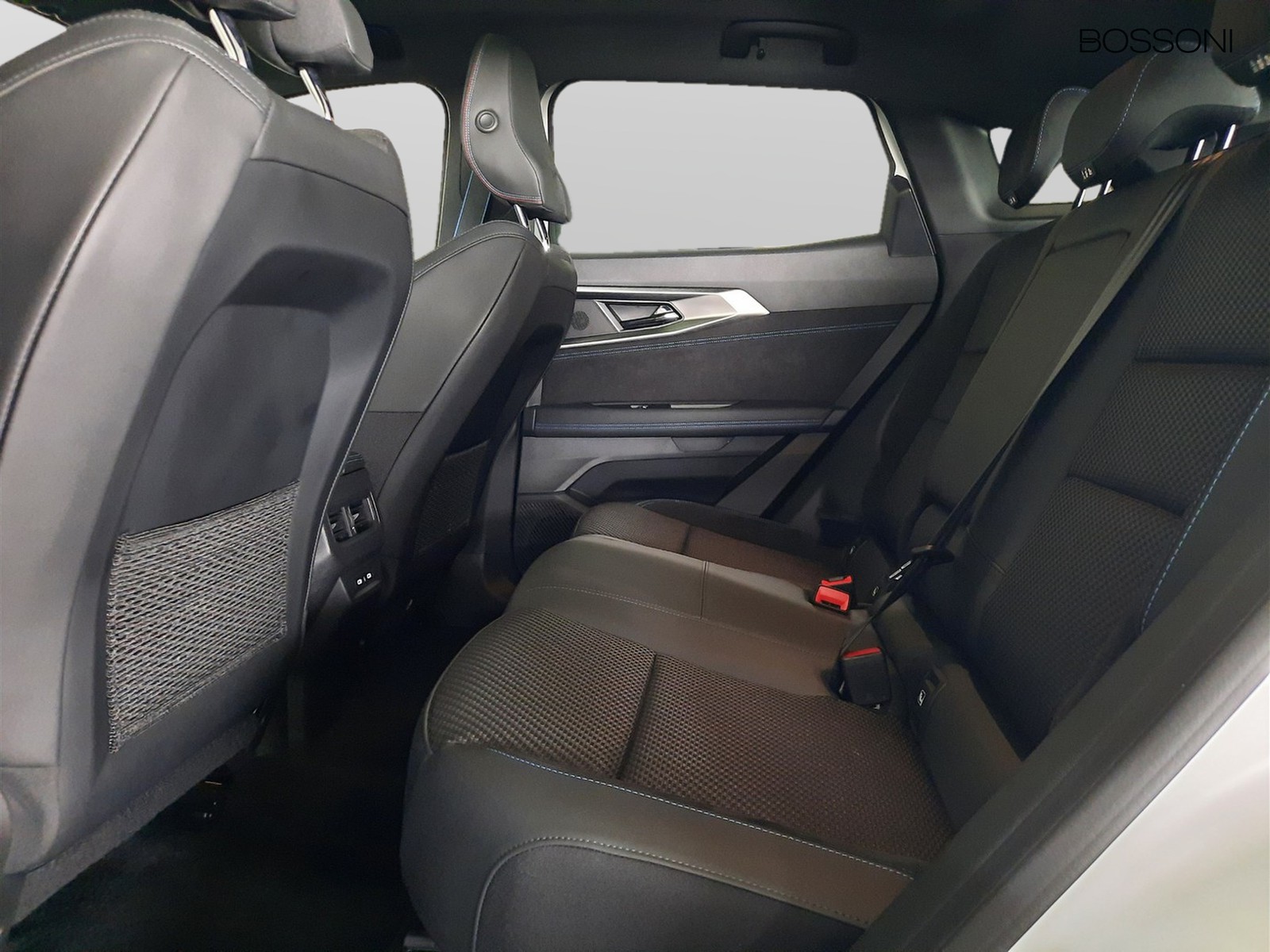 9 - Renault Austral 1.2 full hybrid e-tech 200cv esprit alpine auto