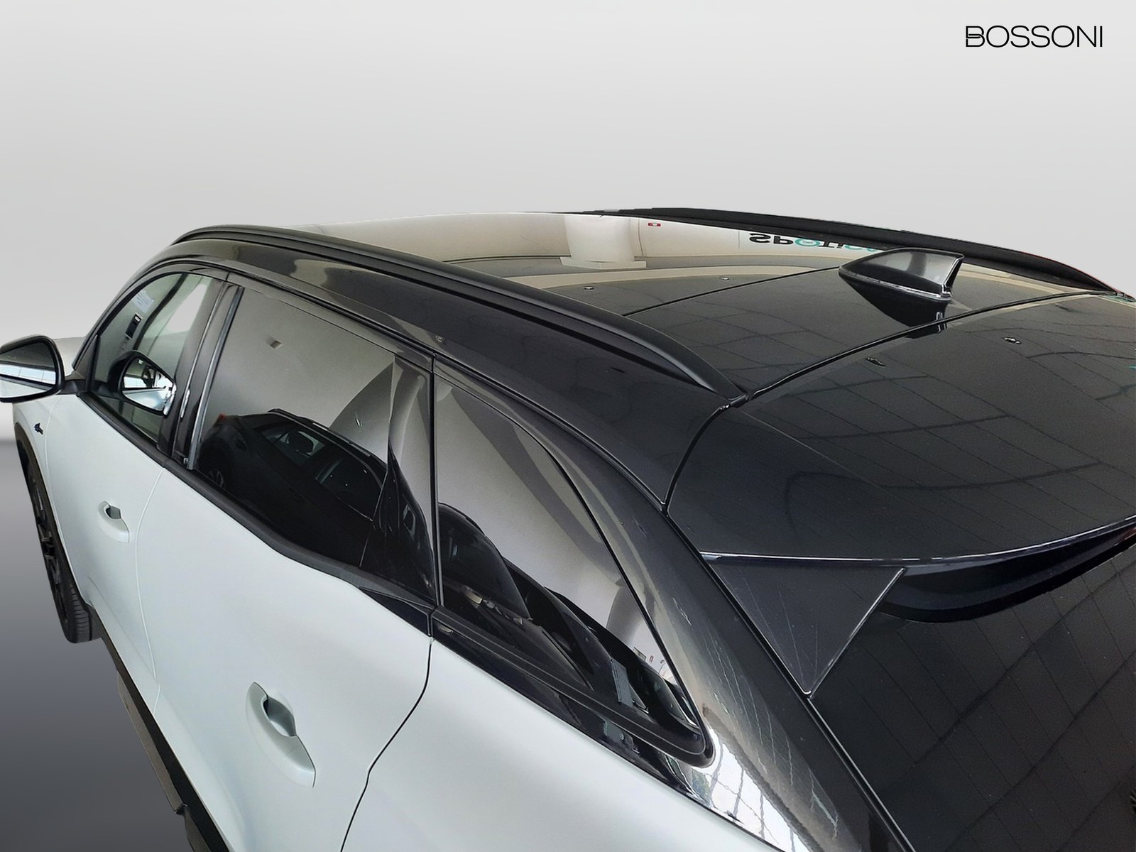 26 - Renault Austral 1.2 full hybrid e-tech 200cv esprit alpine auto