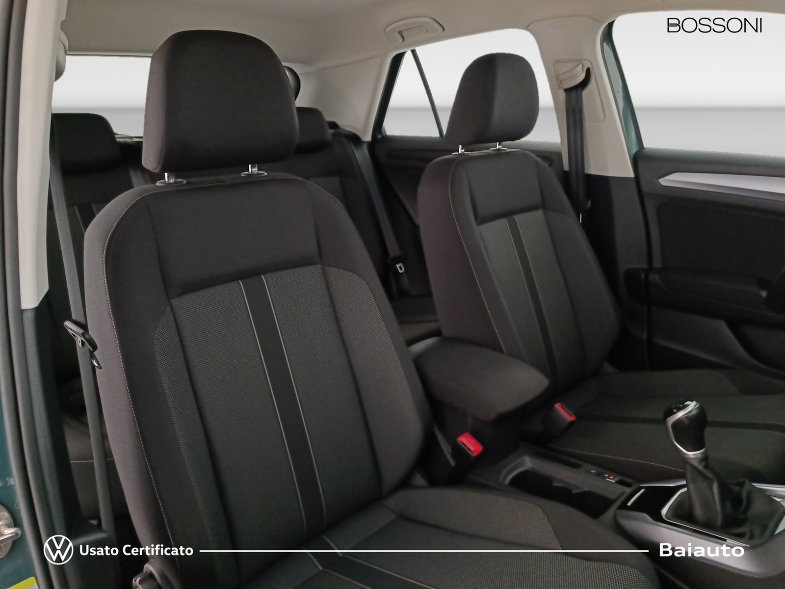 20 - Volkswagen T-Roc 1.0 tsi 110cv life