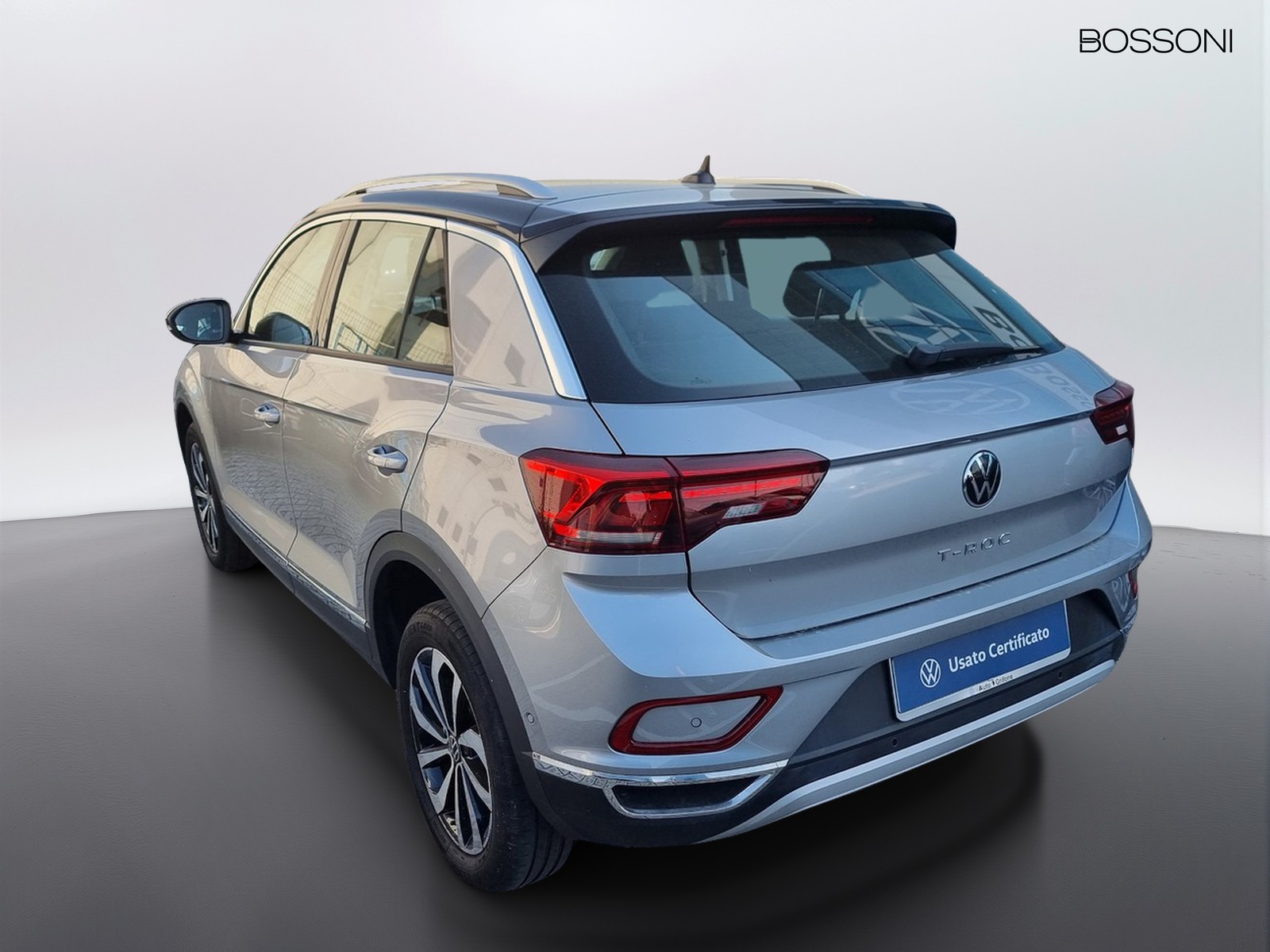 4 - Volkswagen T-Roc 1.5 tsi act style dsg