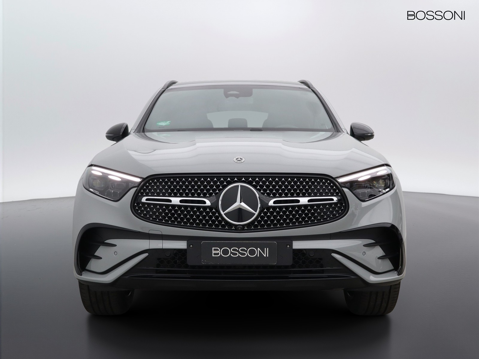 2 - Mercedes GLC suv 300 de plug in hybrid amg line premium 4matic 9g-tronic