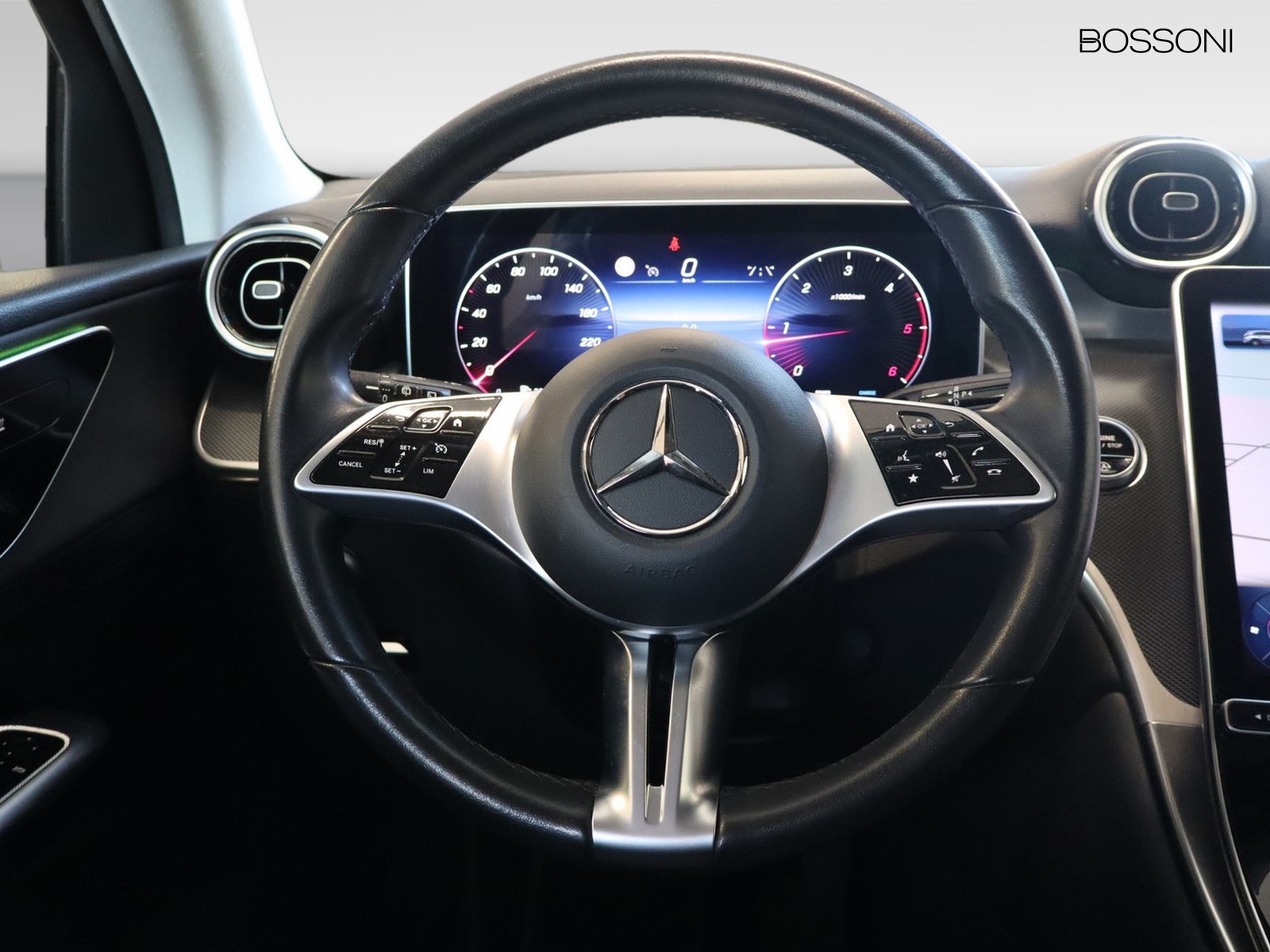 16 - Mercedes GLC suv 220 d advanced 4matic 9g-tronic