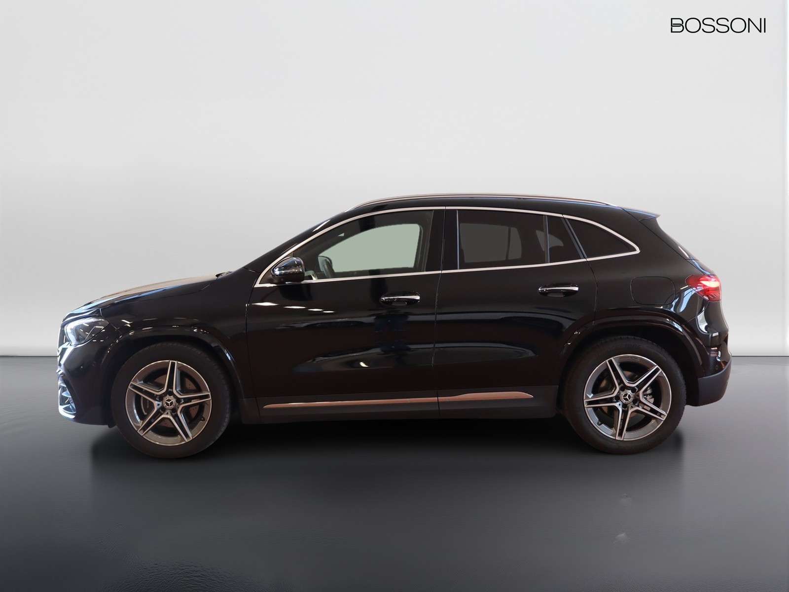3 - Mercedes GLA 200 d amg line advanced plus digital edition 8g-dct