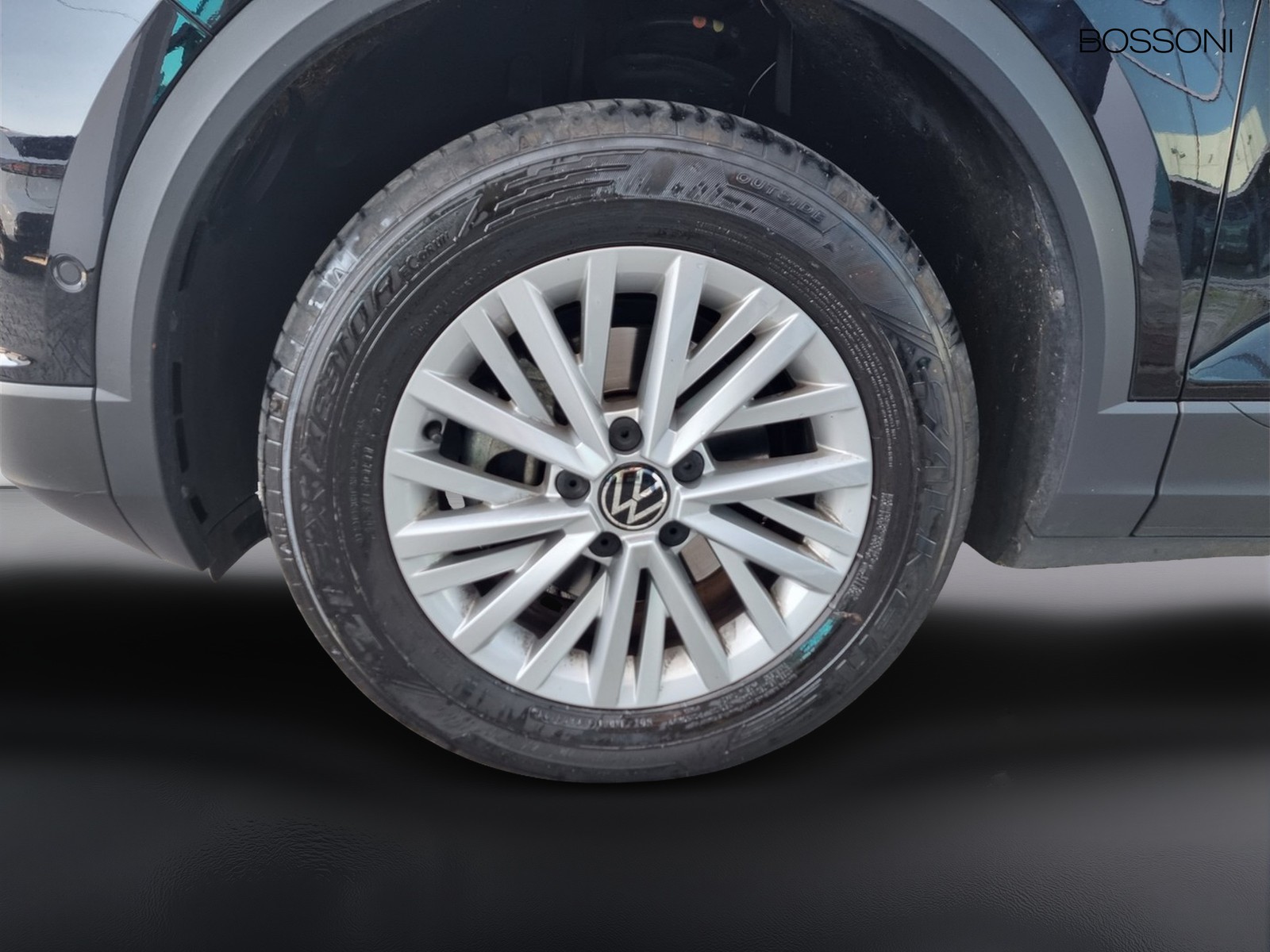 5 - Volkswagen T-Roc 1.5 tsi act life dsg