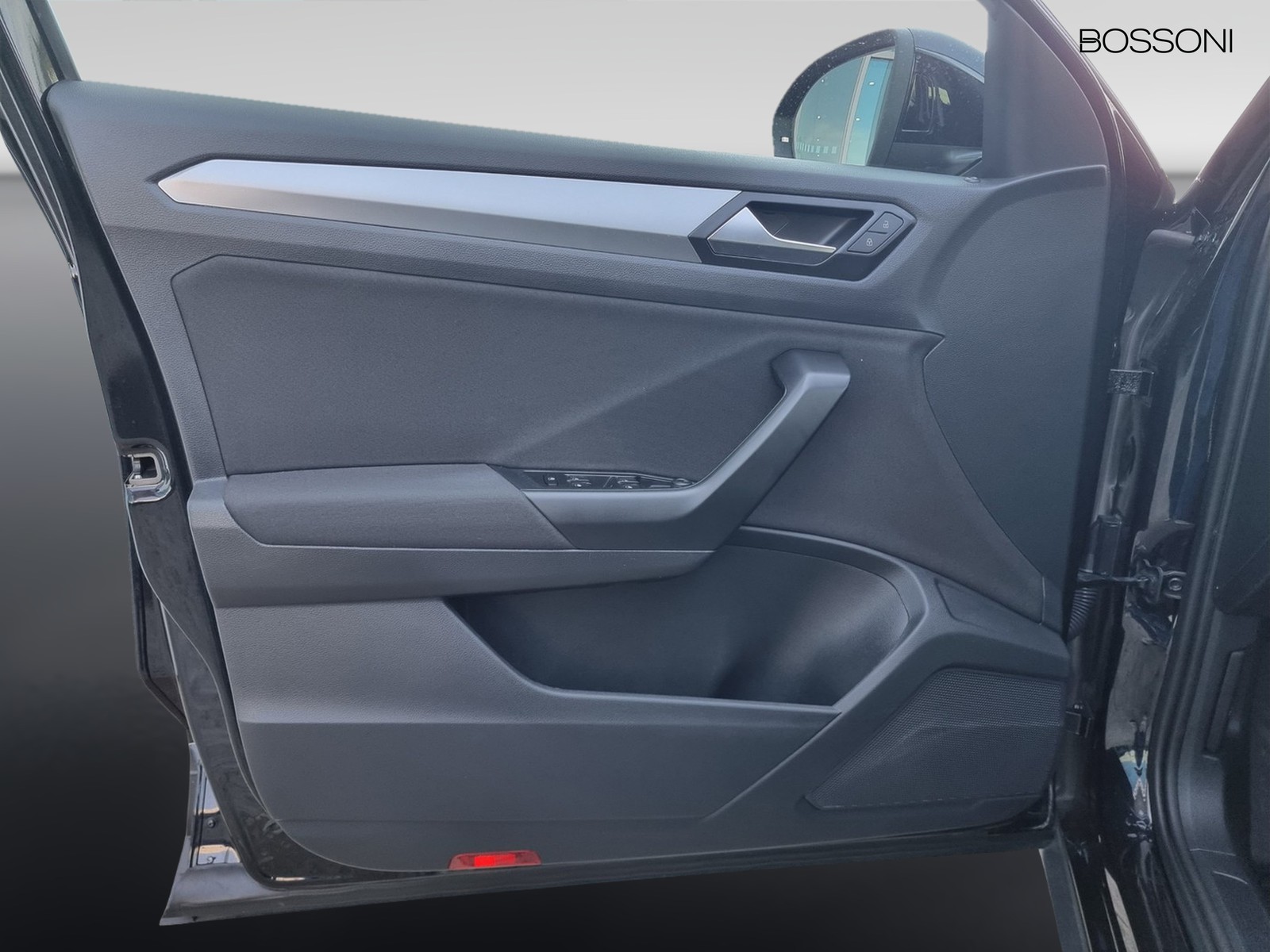9 - Volkswagen T-Roc 1.5 tsi act life dsg