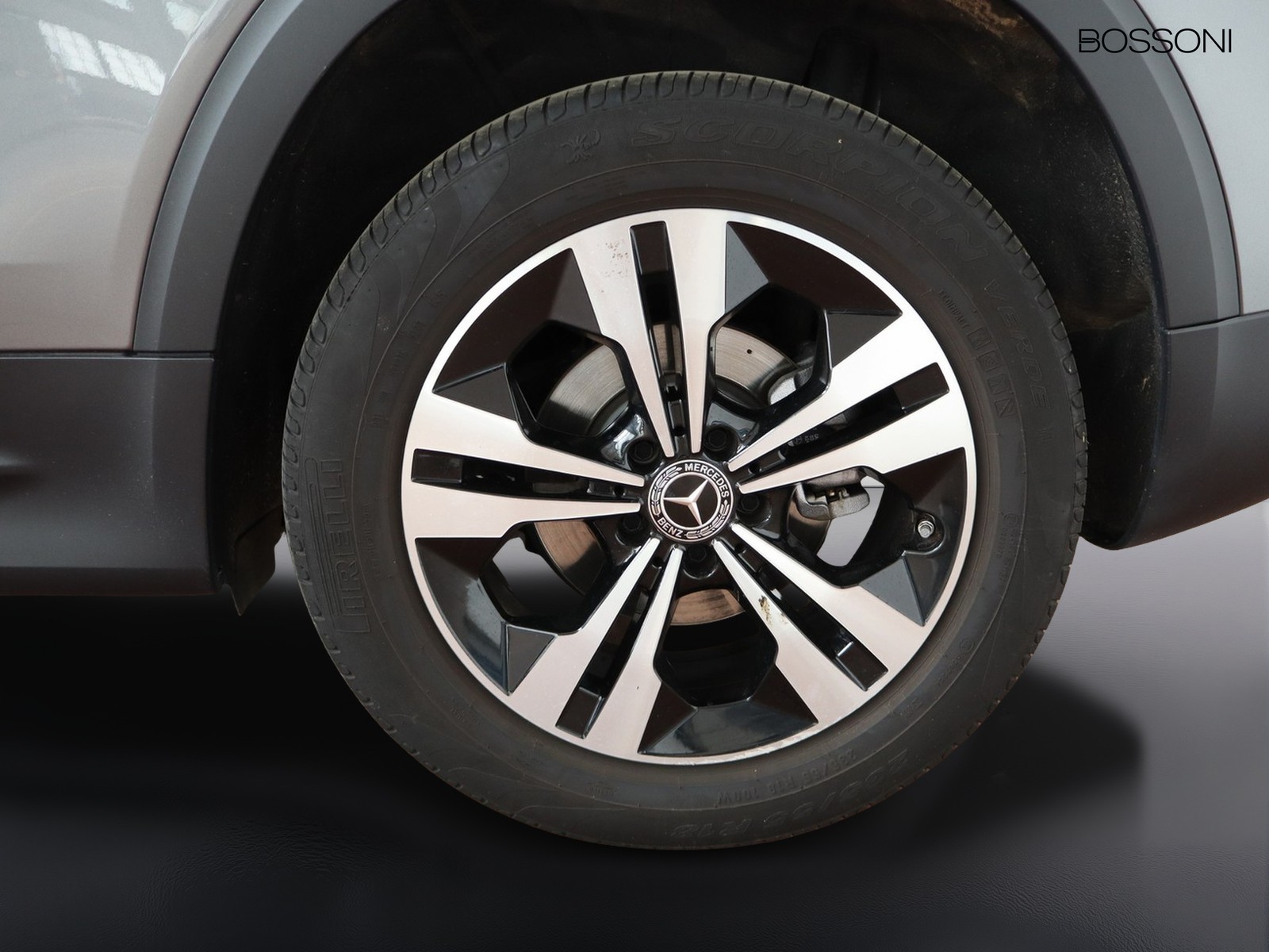 4 - Mercedes GLB 200 d progressive advanced plus 4matic 8g-dct