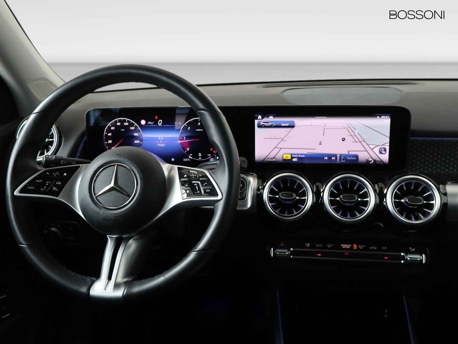 12 - Mercedes GLB 200 d progressive advanced plus 4matic 8g-dct