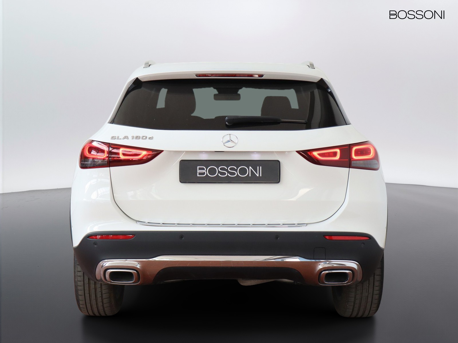 6 - Mercedes GLA 180 d sport plus 8g-dct