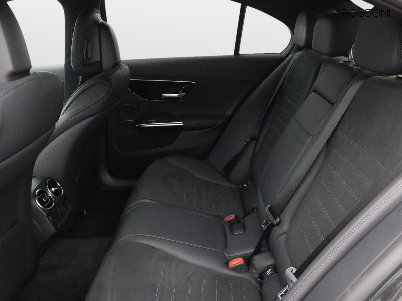 8 - Mercedes Classe C berlina 200 mild hybrid amg line premium 9g-tronic
