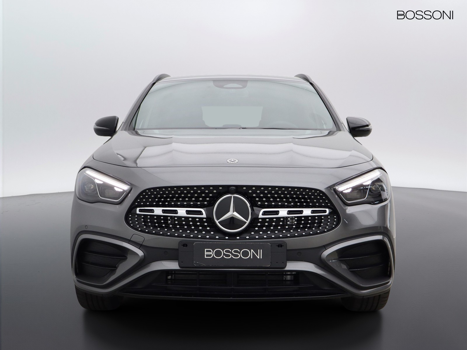 2 - Mercedes GLA 200 d amg line extra 8g-dct