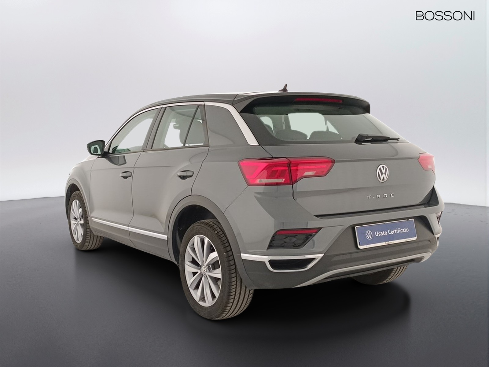 4 - Volkswagen T-Roc 1.0 tsi 115cv style