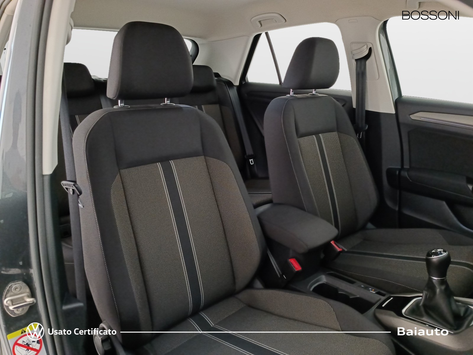 20 - Volkswagen T-Roc 1.0 tsi 115cv style