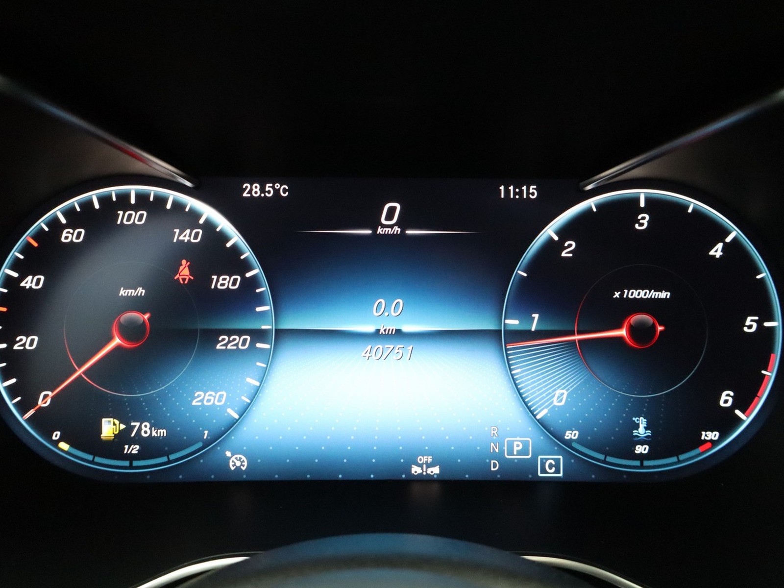 9 - Mercedes GLC coupe 220 d premium 4matic 9g-tronic plus