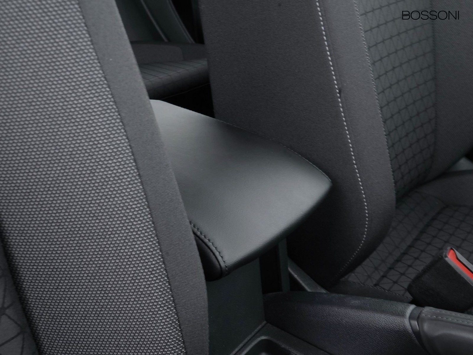 18 - Volkswagen T-Cross 1.0 tsi 95cv style
