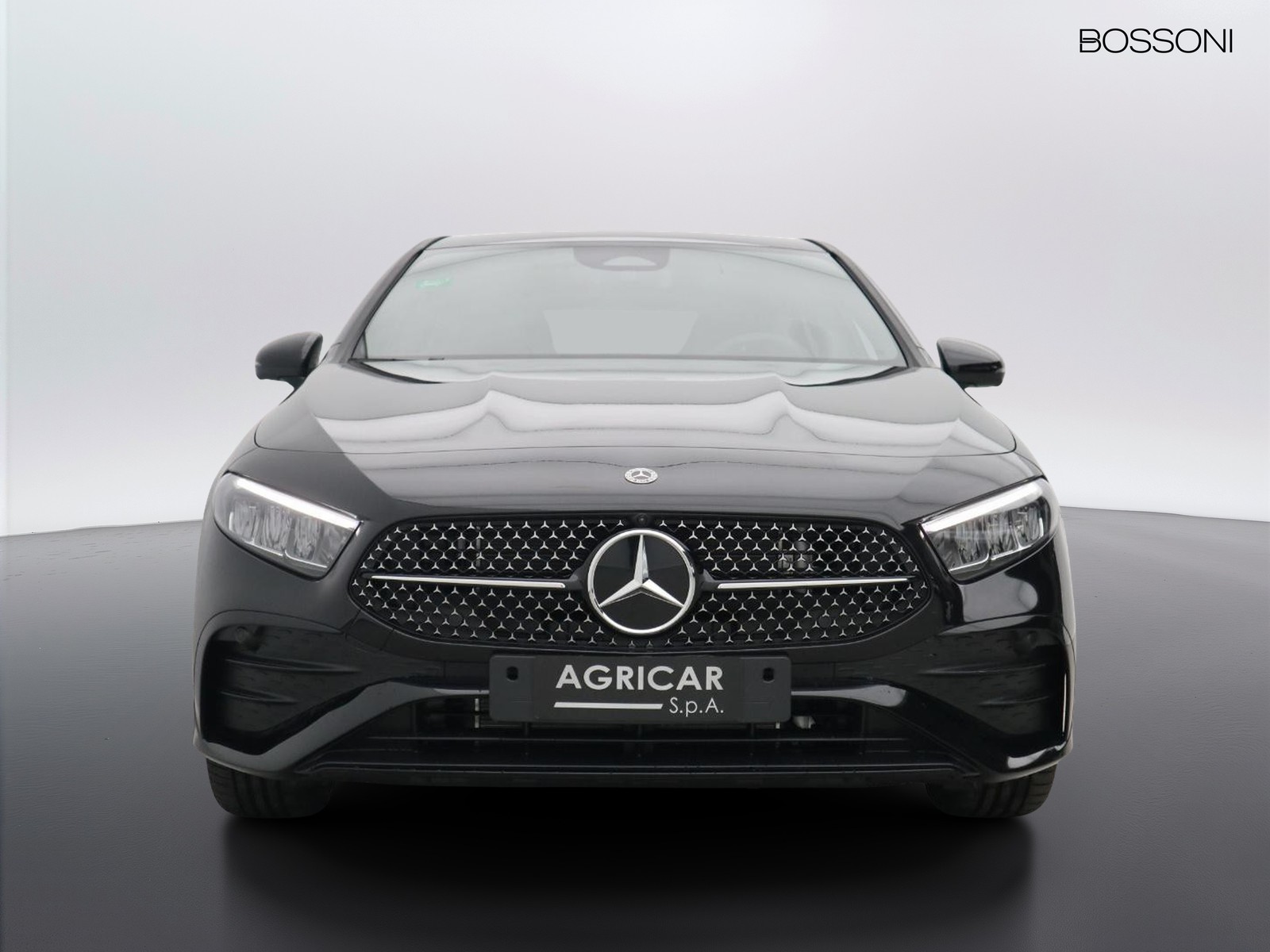2 - Mercedes Classe A 250 e plug-in-hybrid amg line advanced plus speedshift dct amg 8g
