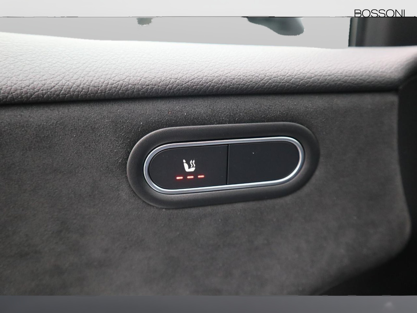 15 - Mercedes Classe A 250 e plug-in-hybrid amg line advanced plus speedshift dct amg 8g