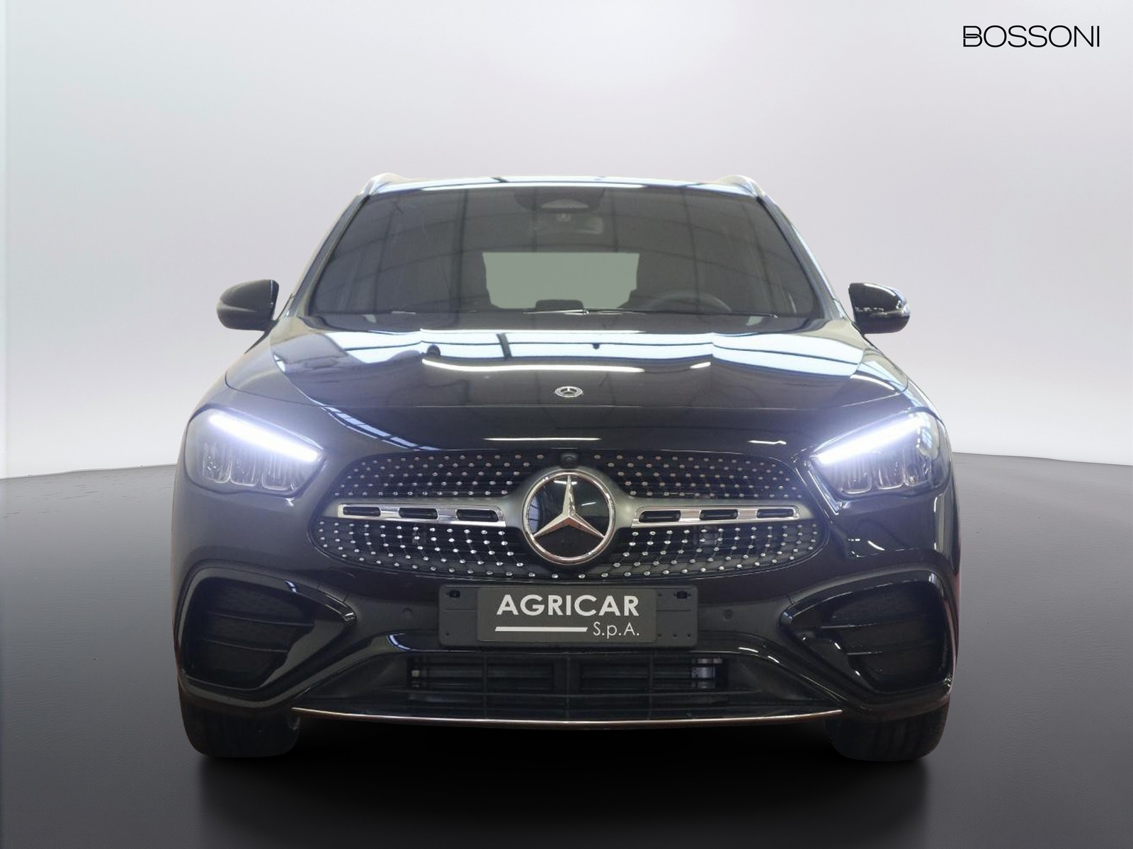 2 - Mercedes GLA 180 d amg line advanced plus 8g-dct