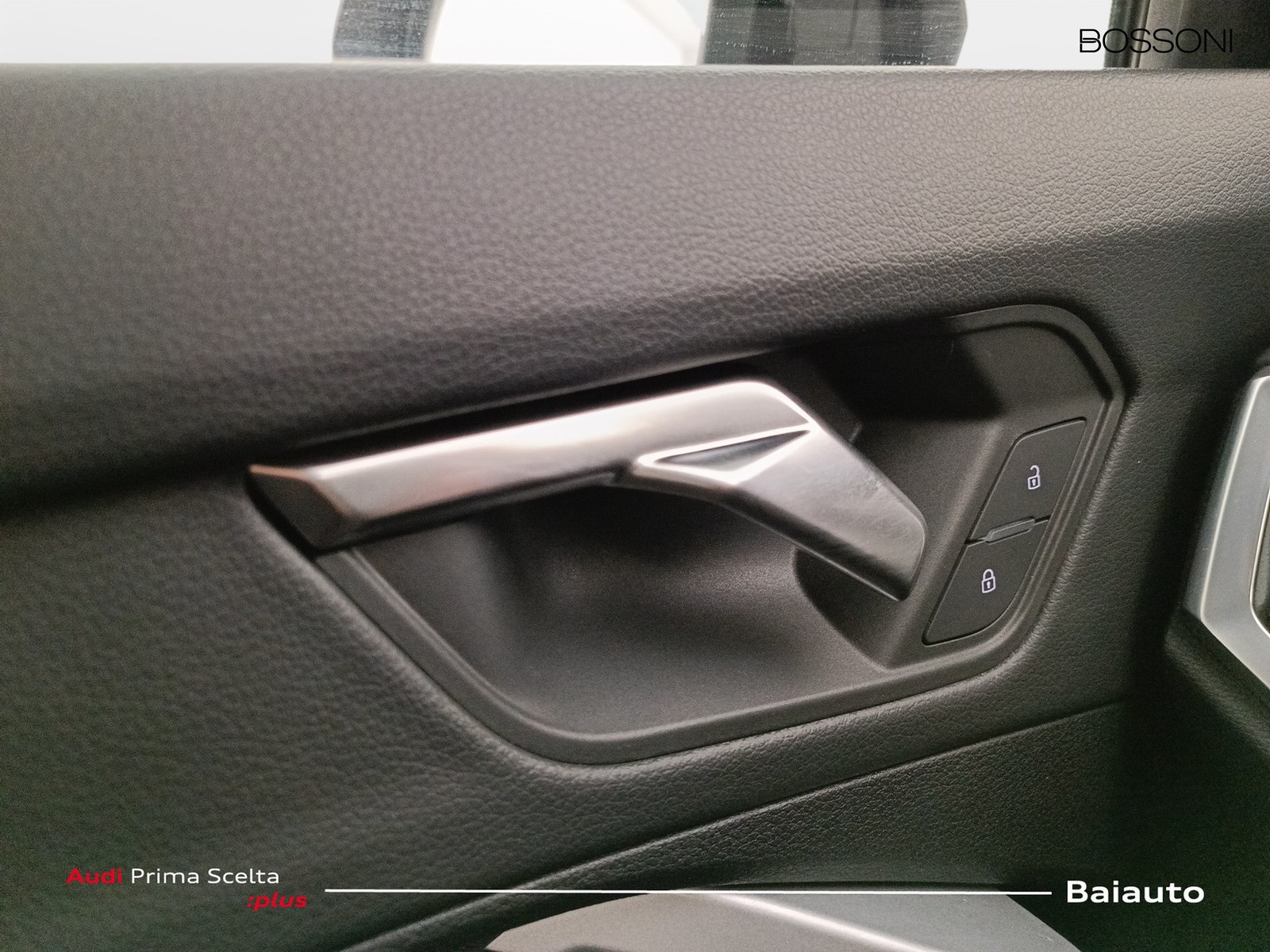 20 - Audi Q3 sportback 35 2.0 tdi s tronic