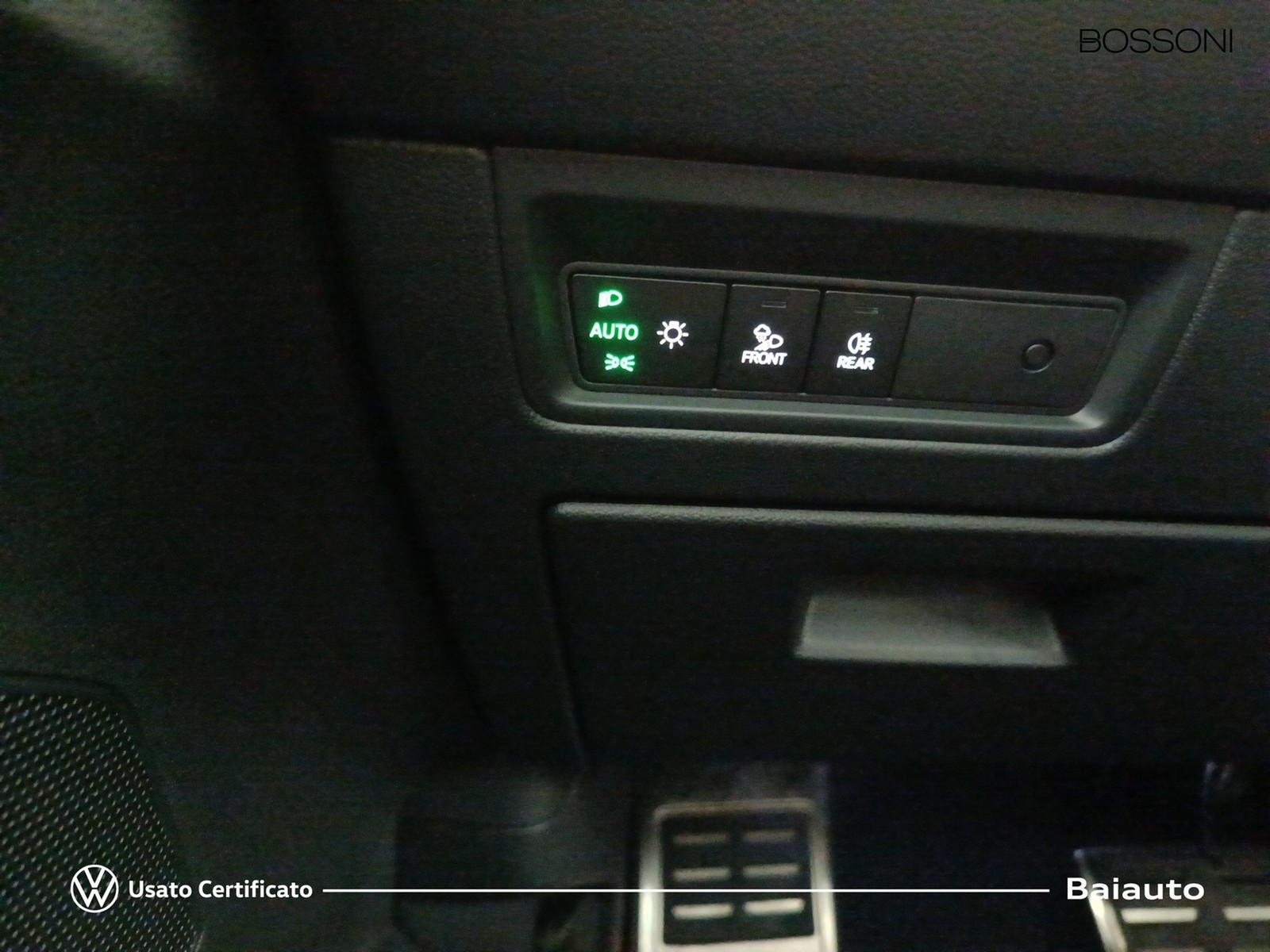 14 - Volkswagen Touareg 3.0 v6 tsi ehybrid r 4motion tiptronic
