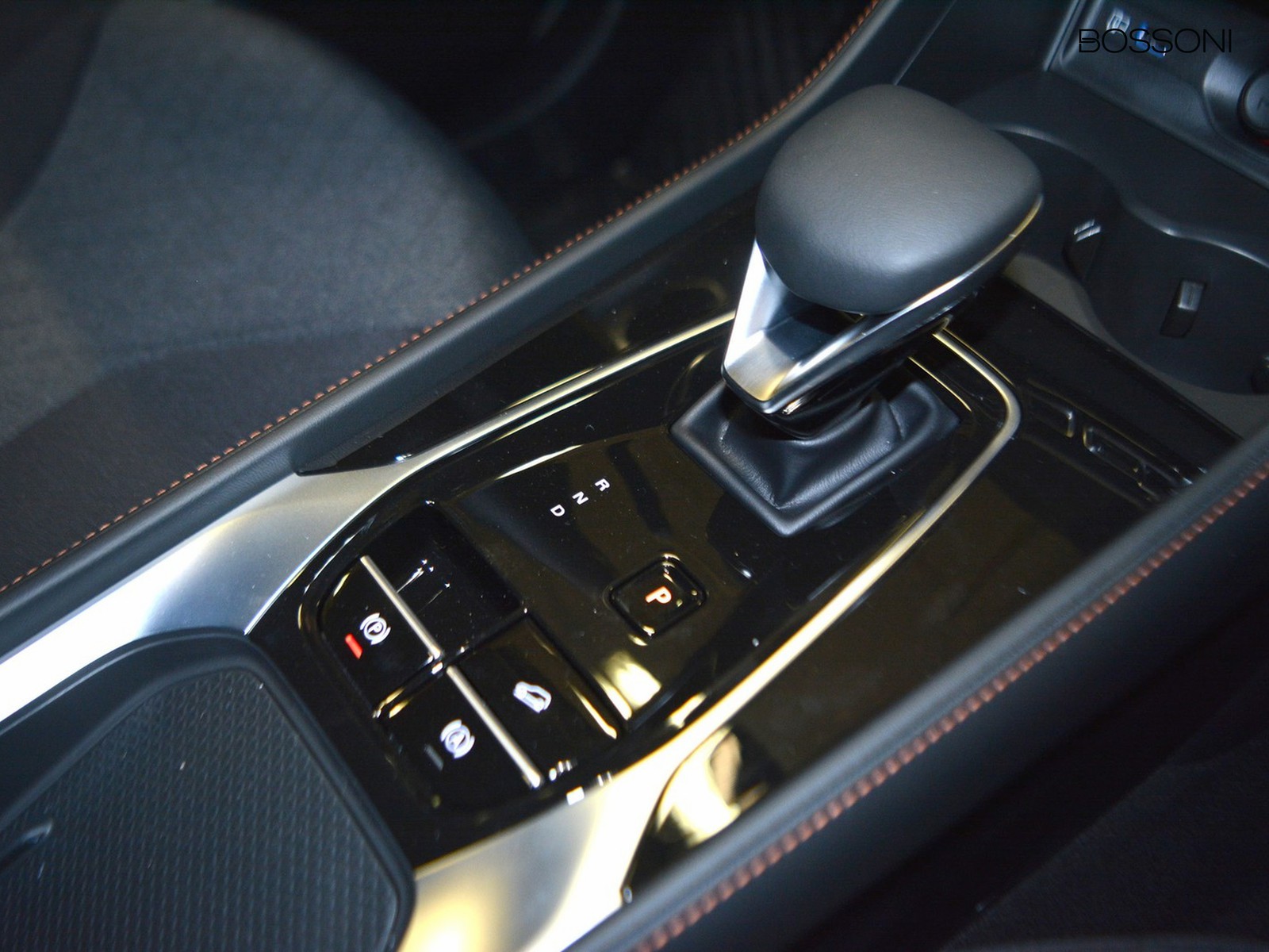 17 - Mg HS 1.5 hybrid+ comfort auto