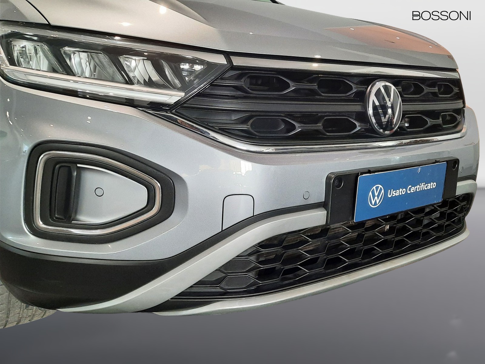 21 - Volkswagen T-Roc 1.0 tsi 110cv life