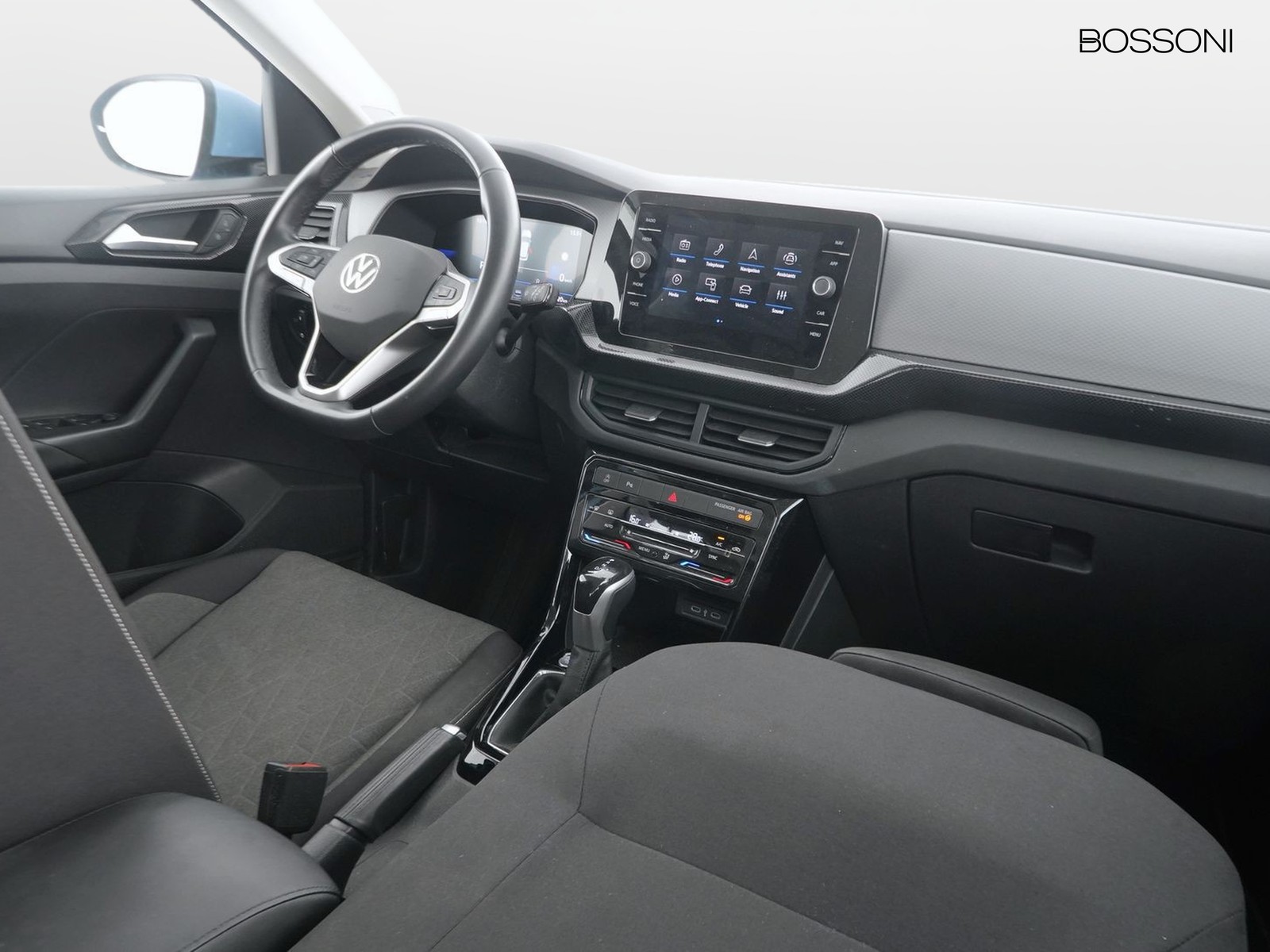 6 - Volkswagen T-Cross 1.0 tsi 115cv life dsg