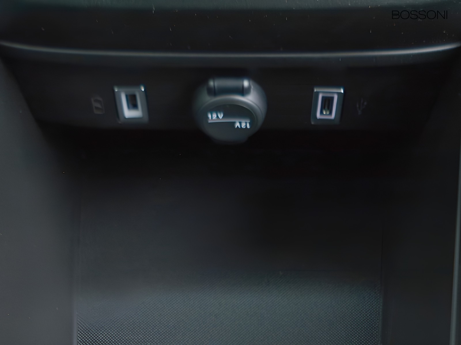 18 - Fiat 600 1.2 hybrid 145cv icon