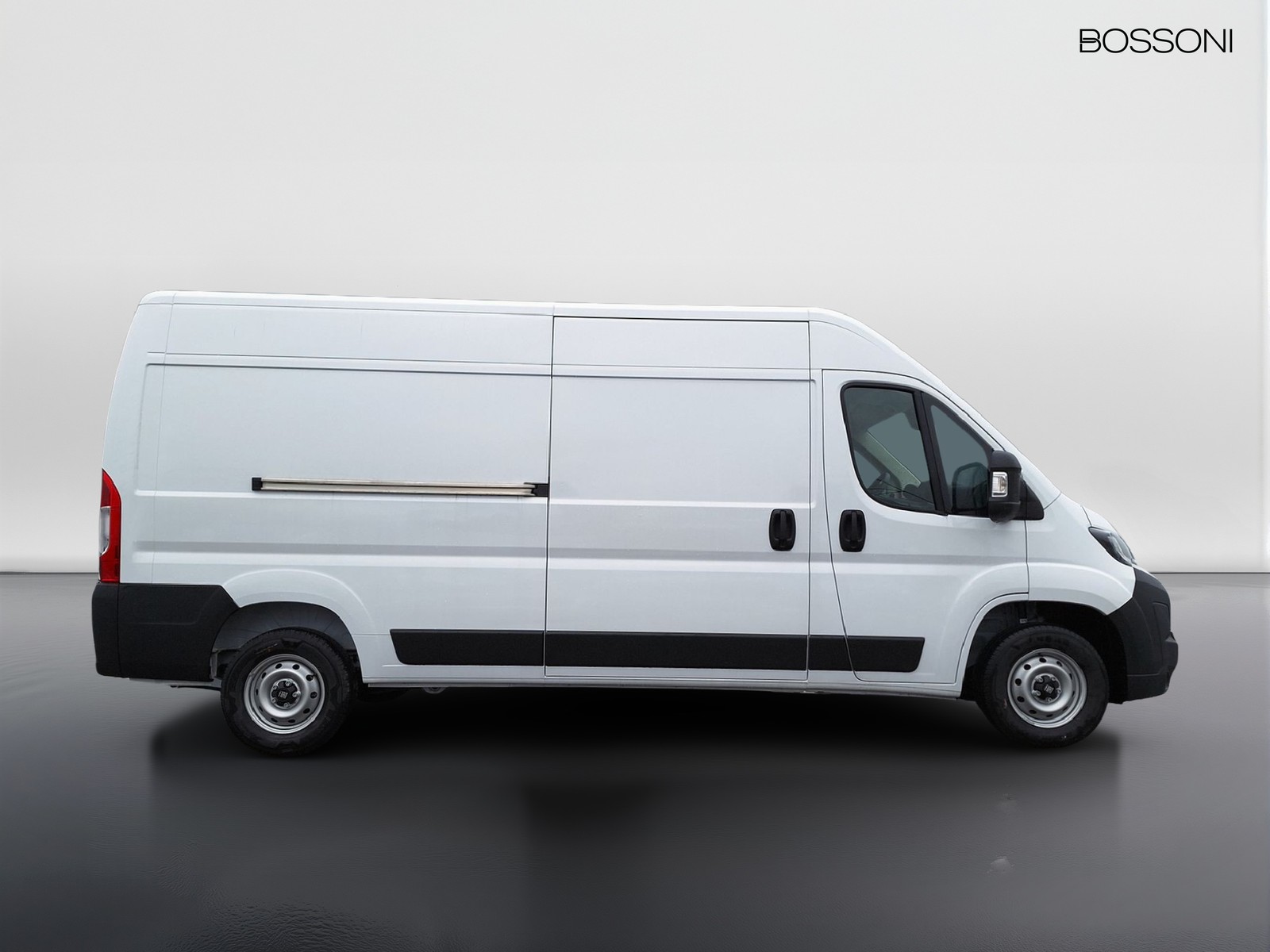 4 - Fiat Professional Ducato 35 l3h2 2.2 diesel 140cv