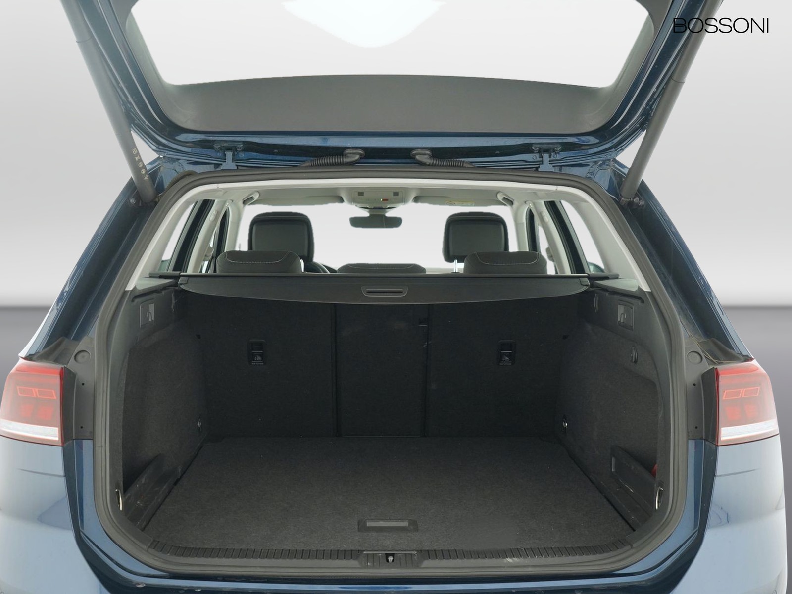 10 - Volkswagen Passat variant 2.0 tdi scr evo 150cv business dsg