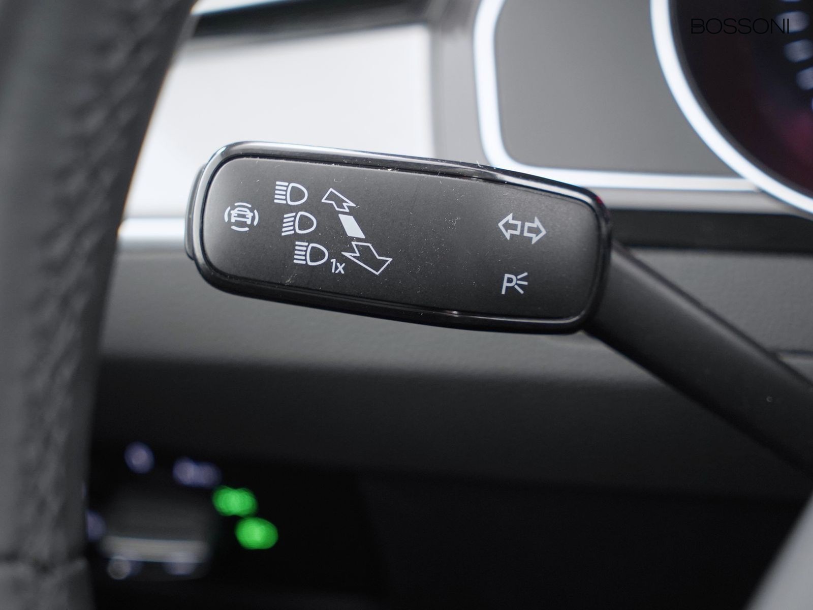 28 - Volkswagen Passat variant 2.0 tdi scr evo 150cv business dsg
