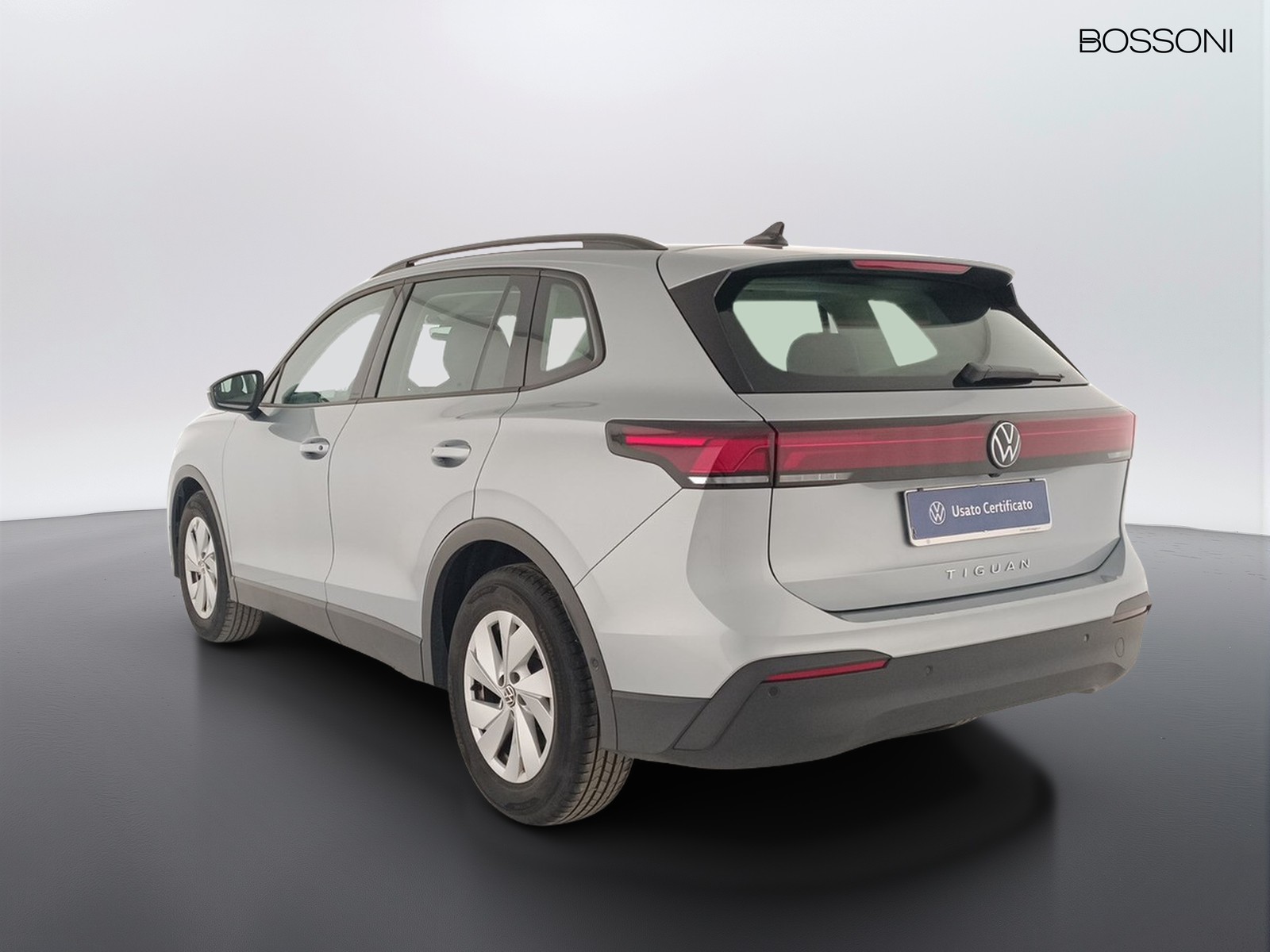 4 - Volkswagen Tiguan 2.0 tdi scr 150cv life dsg