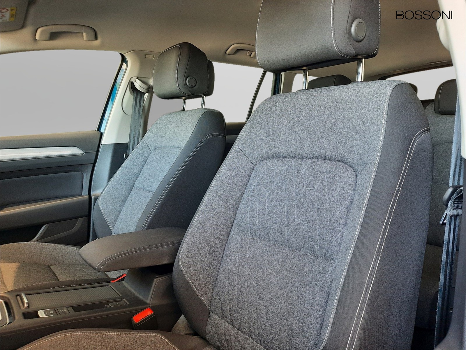 27 - Volkswagen Passat variant 2.0 tdi scr evo 150cv business dsg