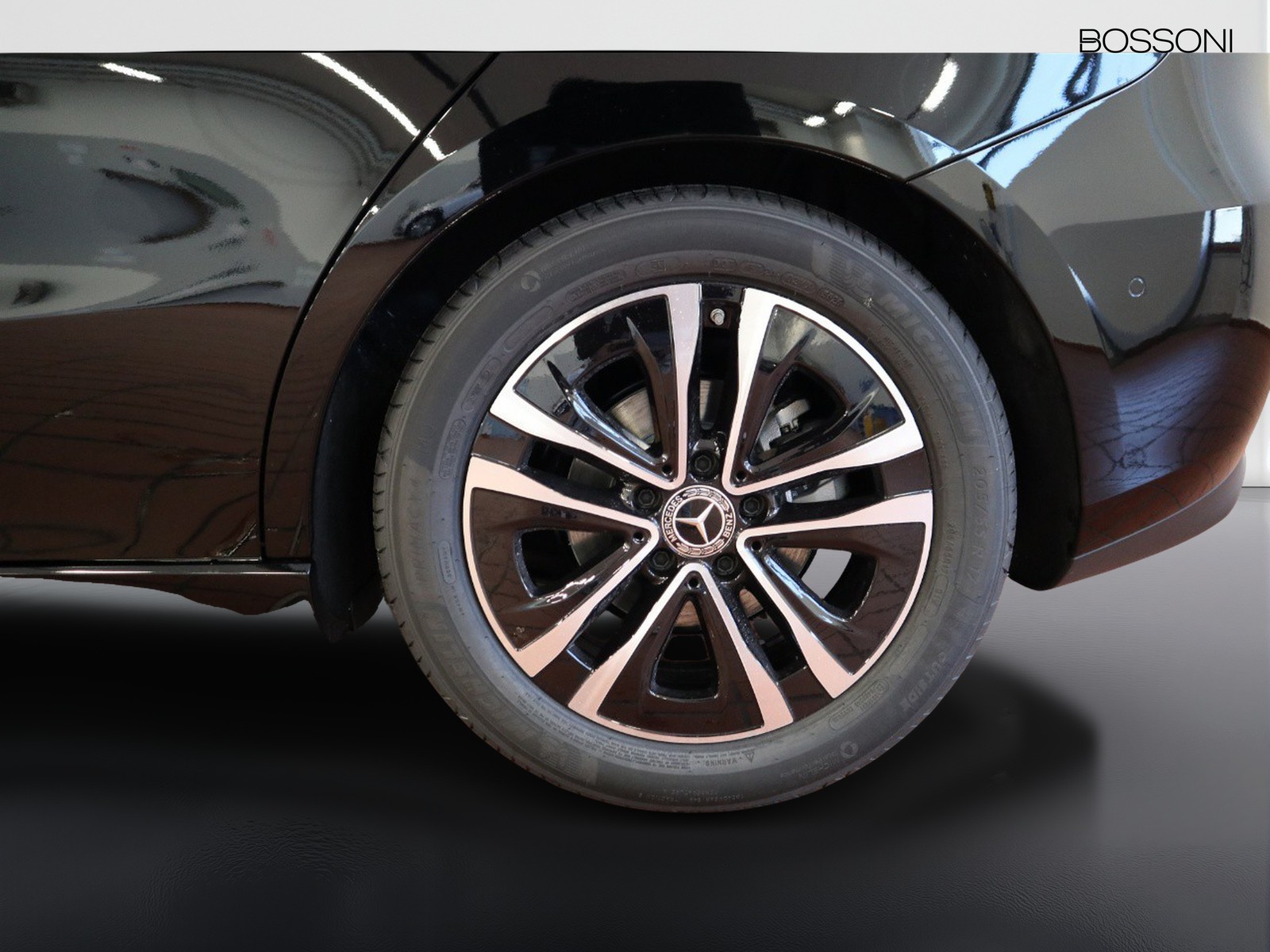4 - Mercedes Classe B 180 d progressive advanced 8g-dct