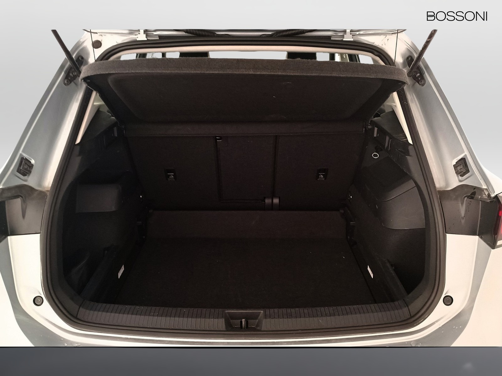 10 - Volkswagen Tiguan 2.0 tdi scr 150cv life dsg
