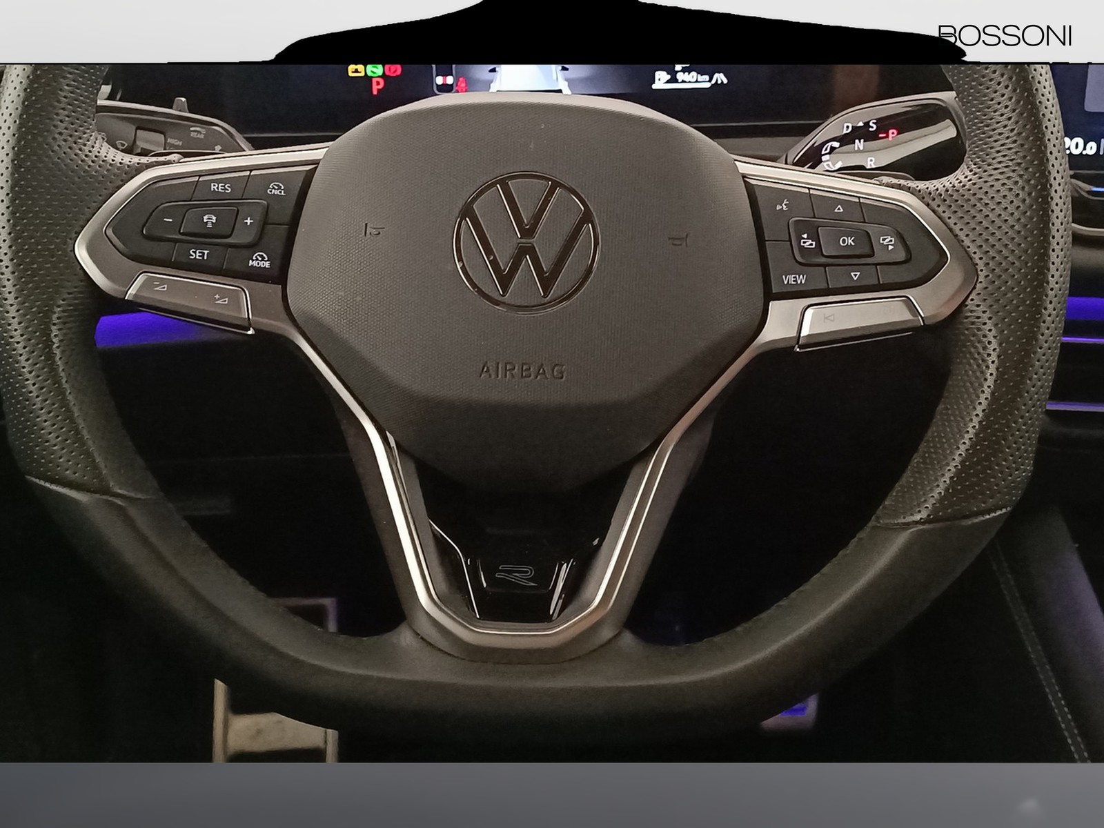 15 - Volkswagen Tiguan 2.0 tdi scr 150cv r-line dsg