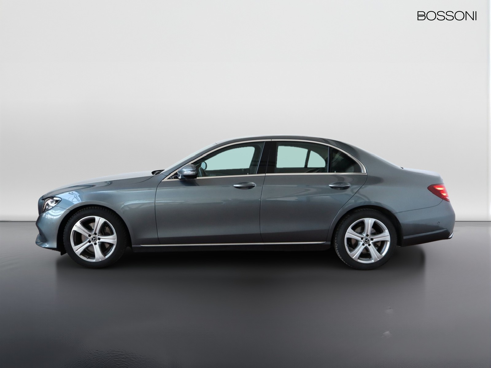 3 - Mercedes Classe E berlina 220 d business sport 4matic 9g-tronic plus