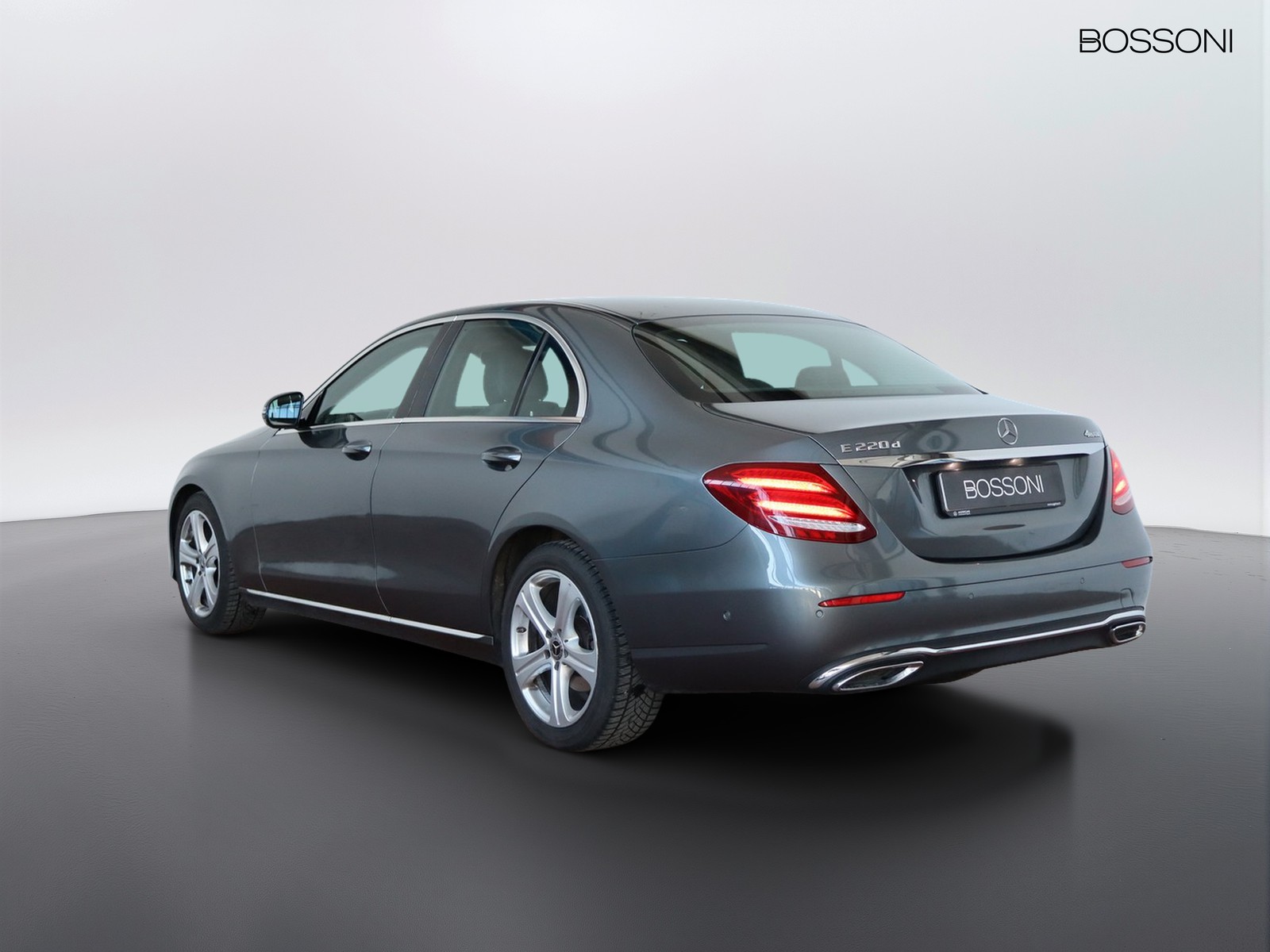 5 - Mercedes Classe E berlina 220 d business sport 4matic 9g-tronic plus