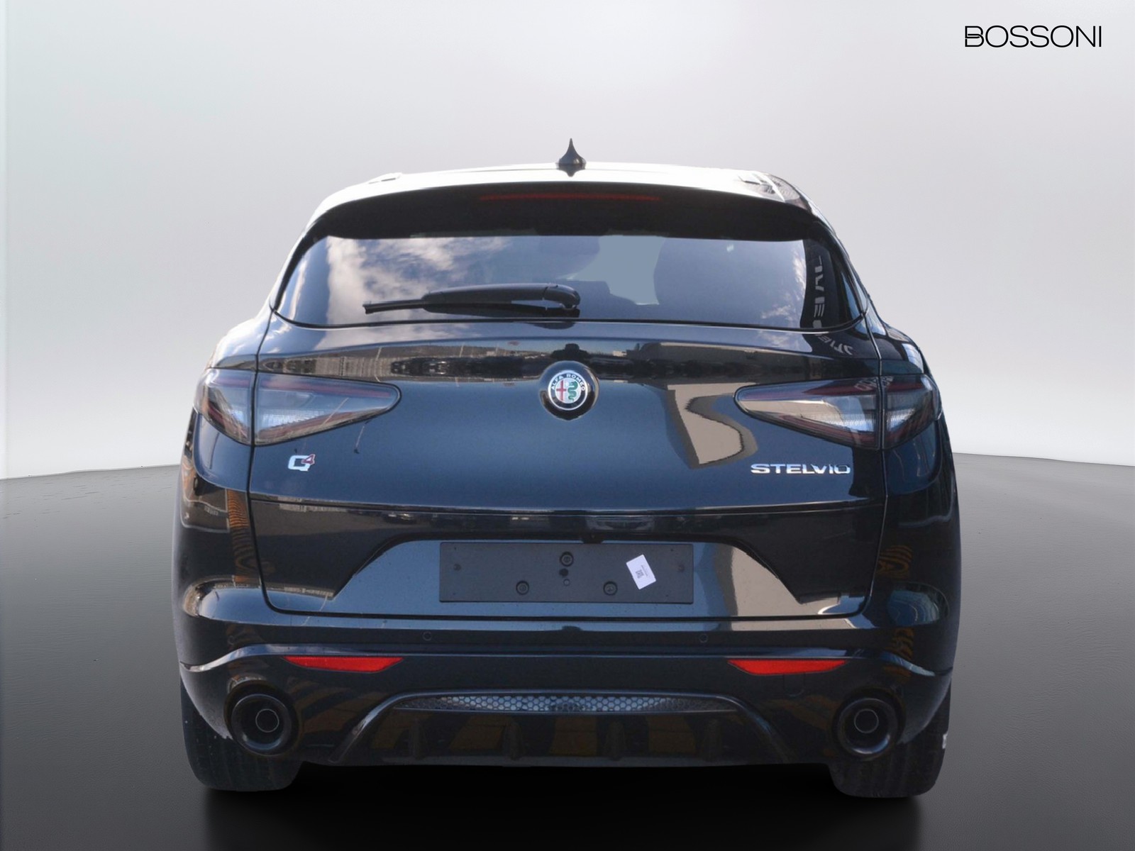 4 - Alfa Romeo Stelvio 2.2 turbo 210cv veloce q4 at8