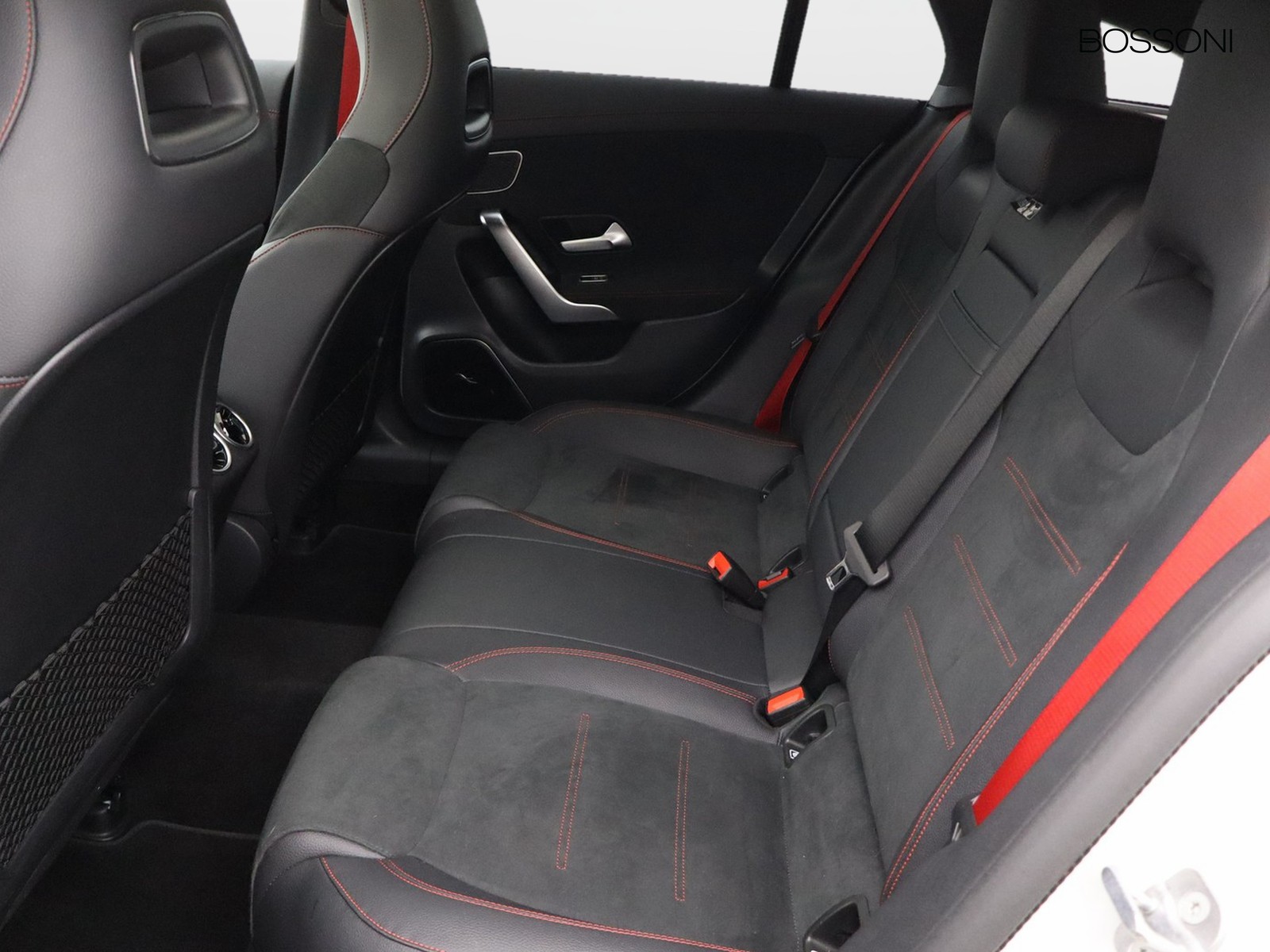8 - AMG CLA amg shooting brake 45 s 4matic+ 8g-dct