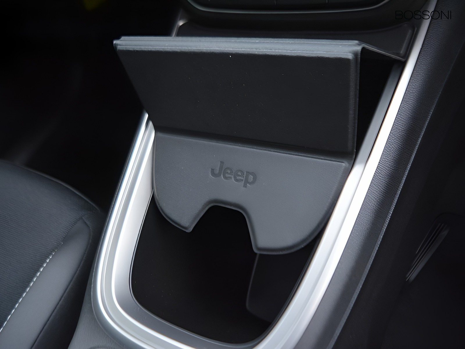18 - Jeep Avenger 1.2 turbo e-hybrid mhev 110cv summit fwd edct6