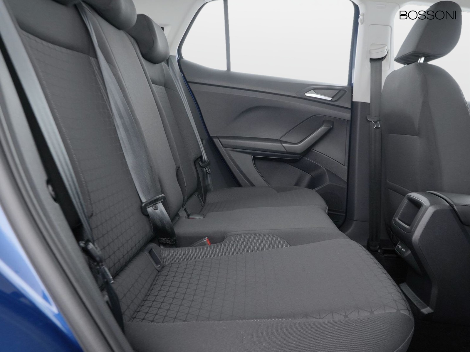 9 - Volkswagen T-Cross 1.0 tsi 110cv style dsg