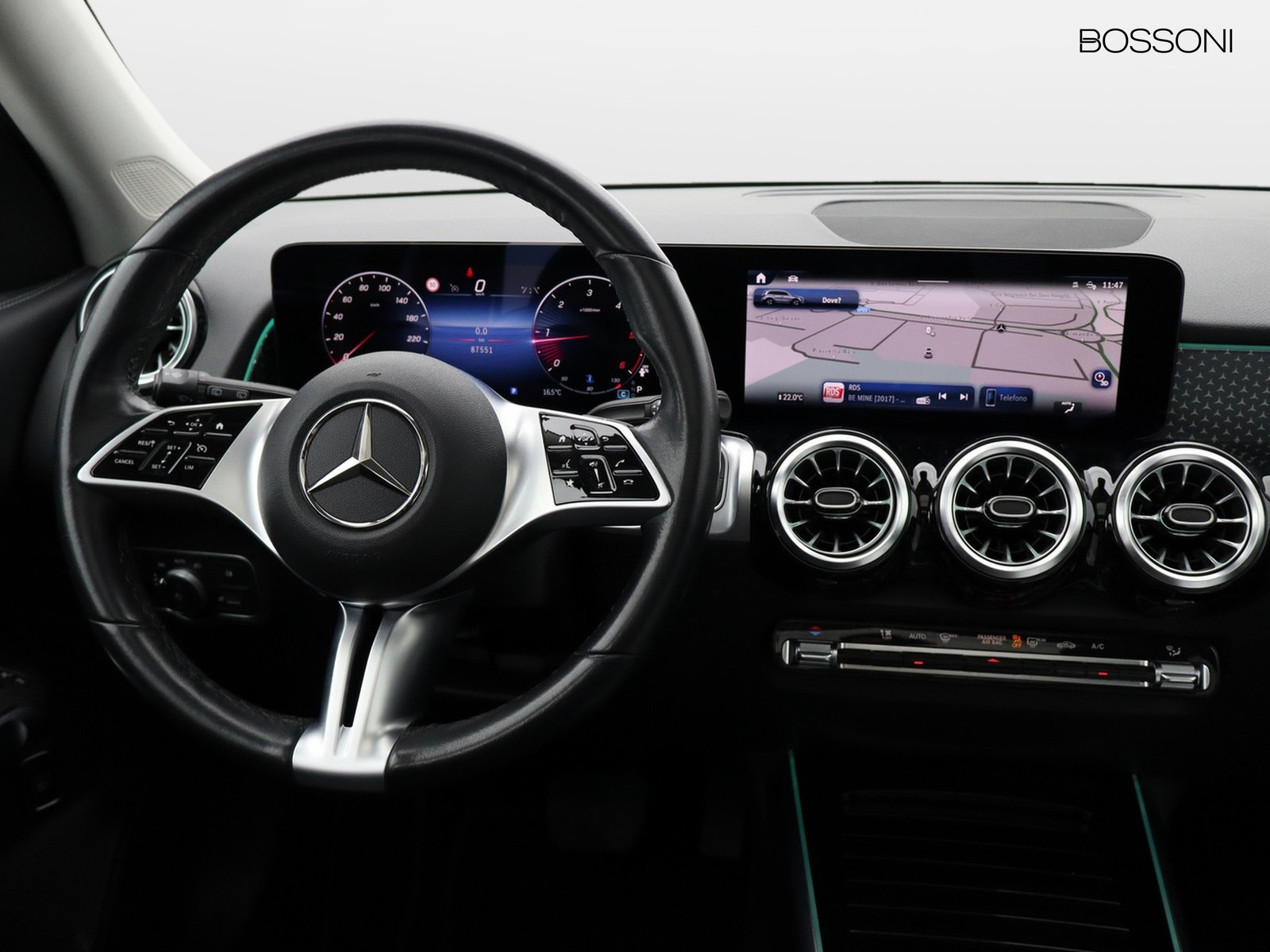 12 - Mercedes GLB 200 d progressive advanced plus 8g-dct