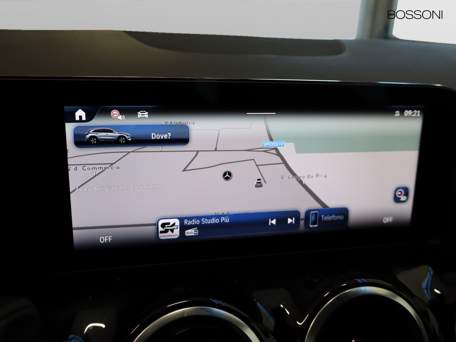 10 - Mercedes GLA 180 d progressive advanced 8g-dct