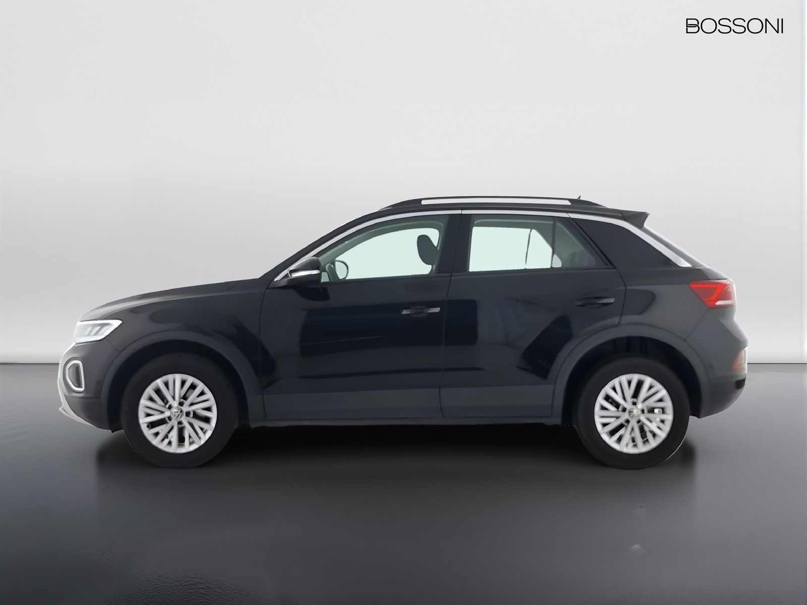 3 - Volkswagen T-Roc 2.0 tdi scr 115cv life